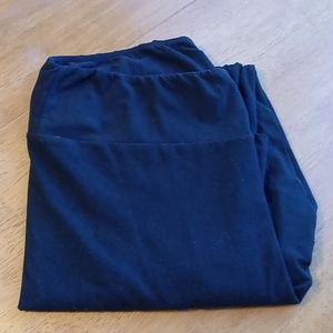 Lulareo Black TC Leggings